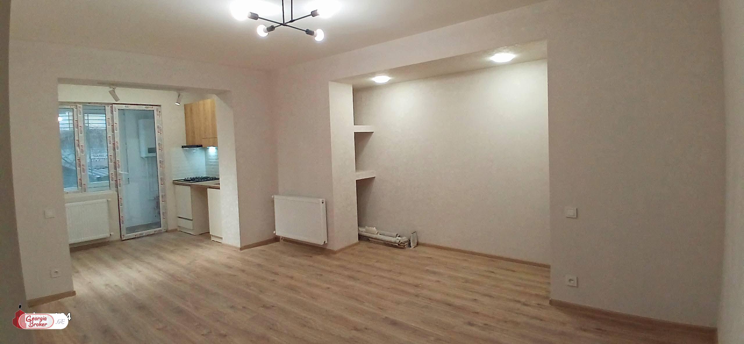 nearly repaired 2-room apartment for sale